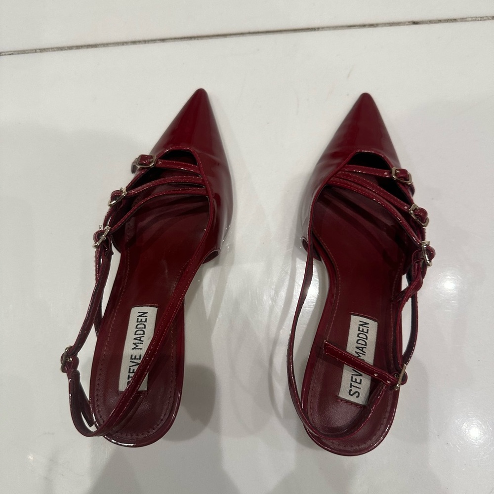 Steve Madden Burgundy Strappy Heels